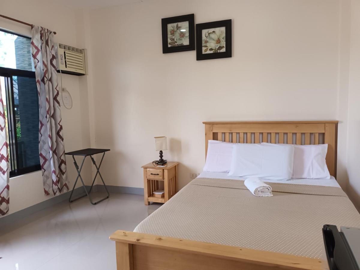 Grae'S Apartelle Моалбоал Экстерьер фото