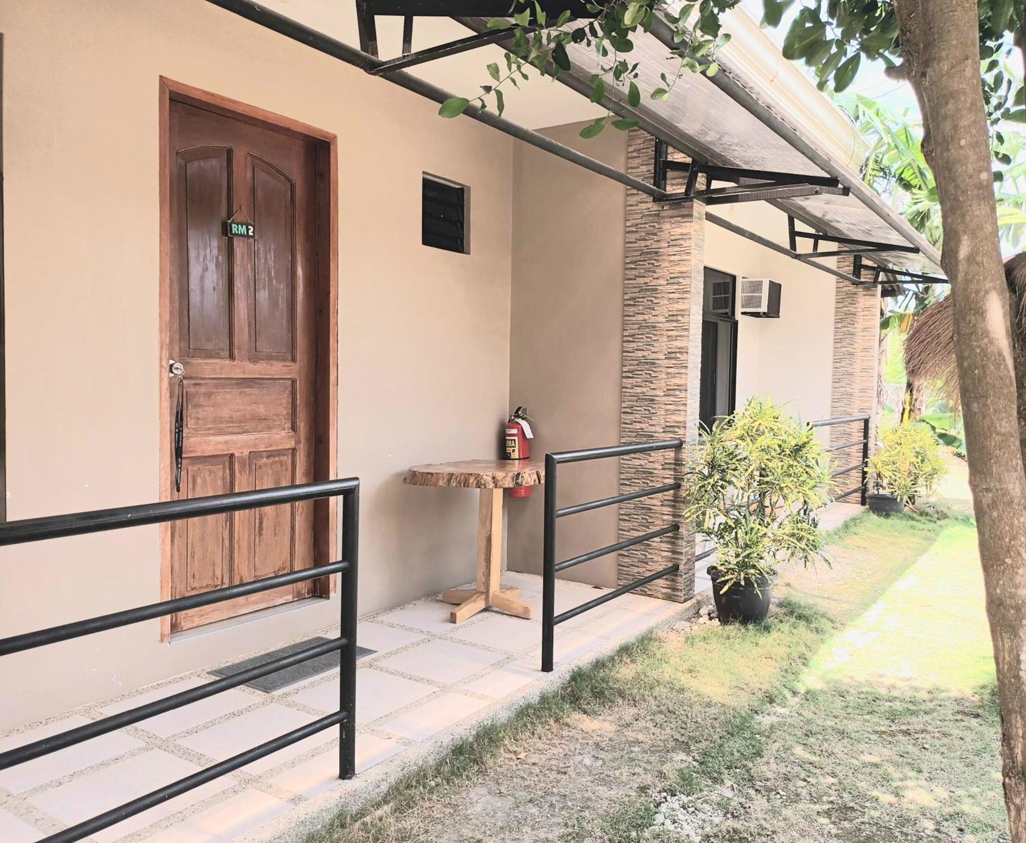 Grae'S Apartelle Моалбоал Экстерьер фото